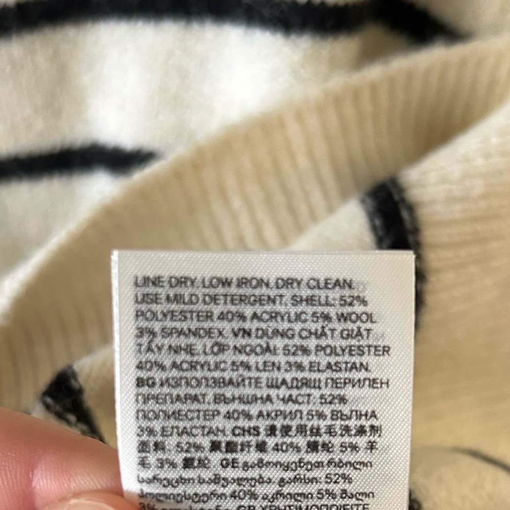 H&M Sweater - Picture 5 of 6